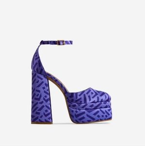 Platform heel